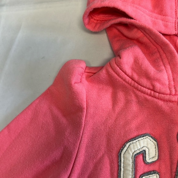 GAP kids - full zip hoodie. Size 2 - Picture 3 of 4